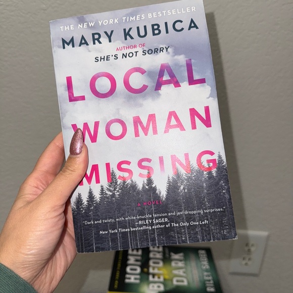 Stack of Mystery and Thriller Books - Picture 6 of 16